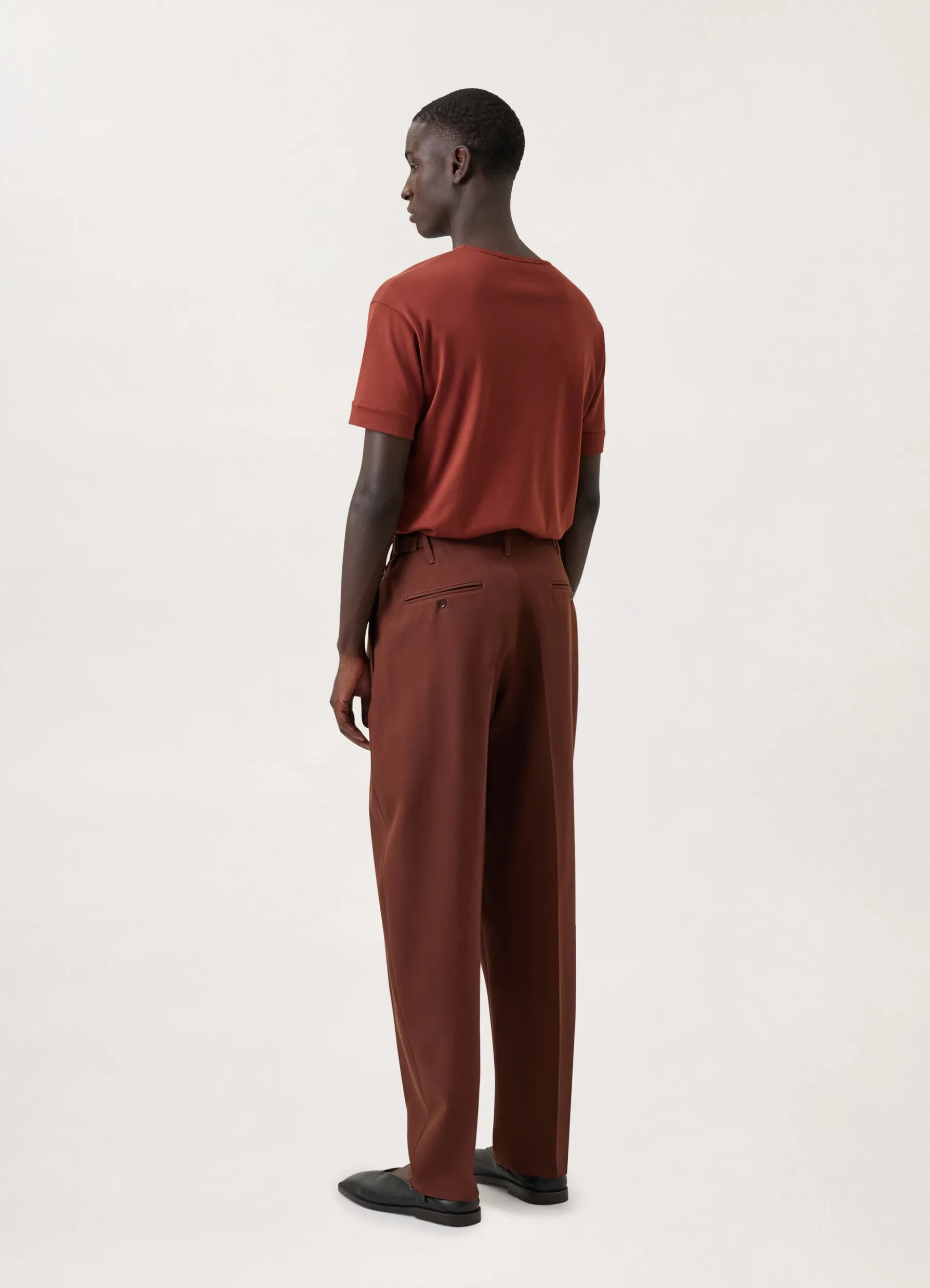 Pleated Tapered Pants