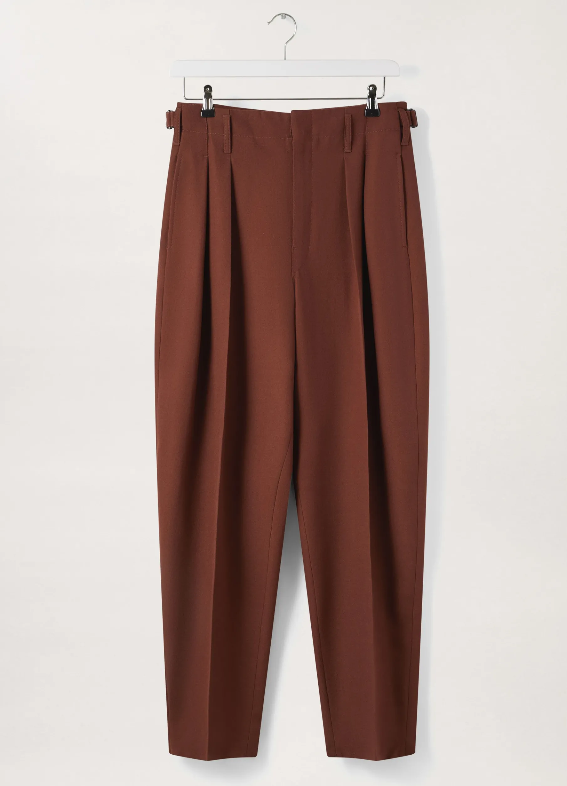 Pleated Tapered Pants