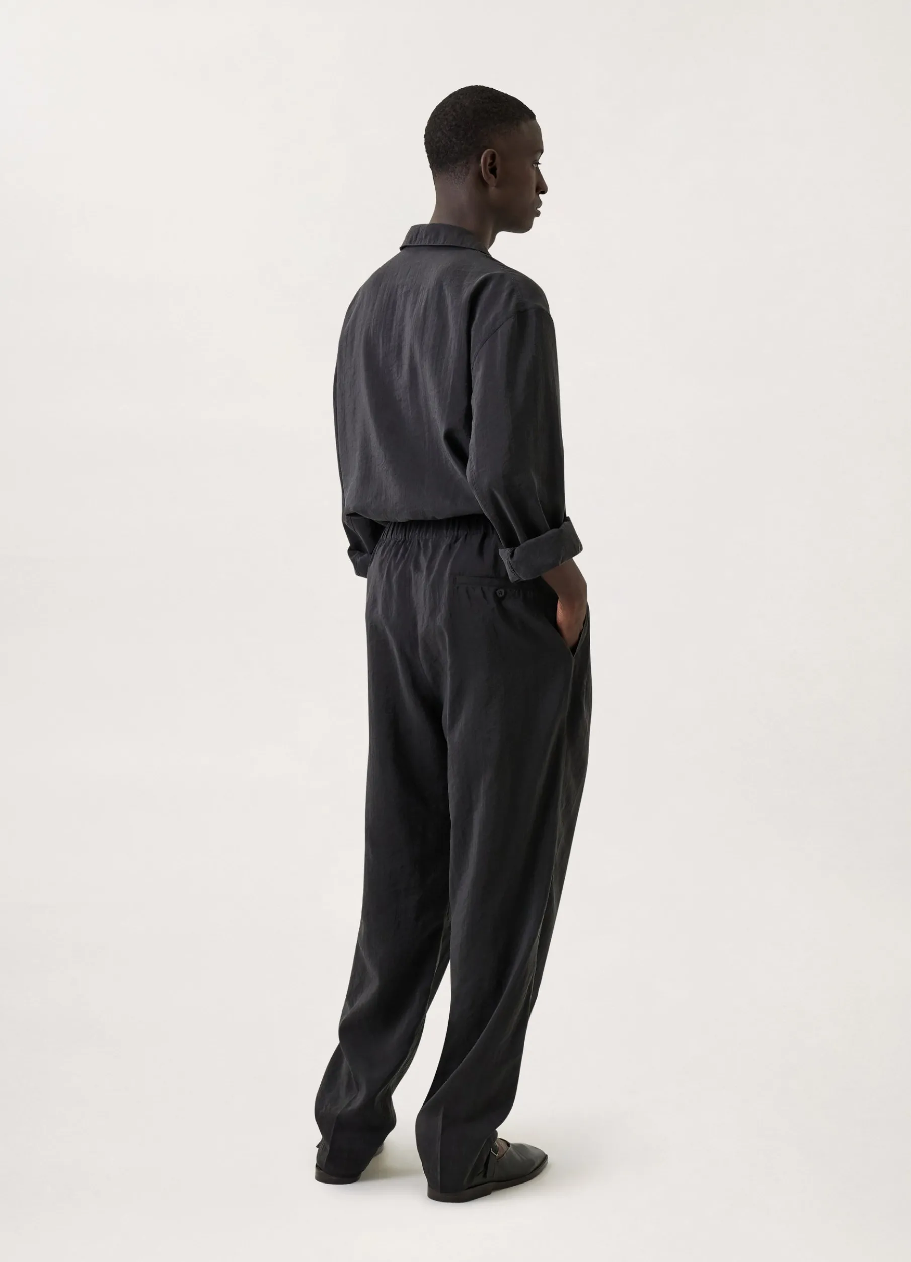 Pleated Relaxed Pants