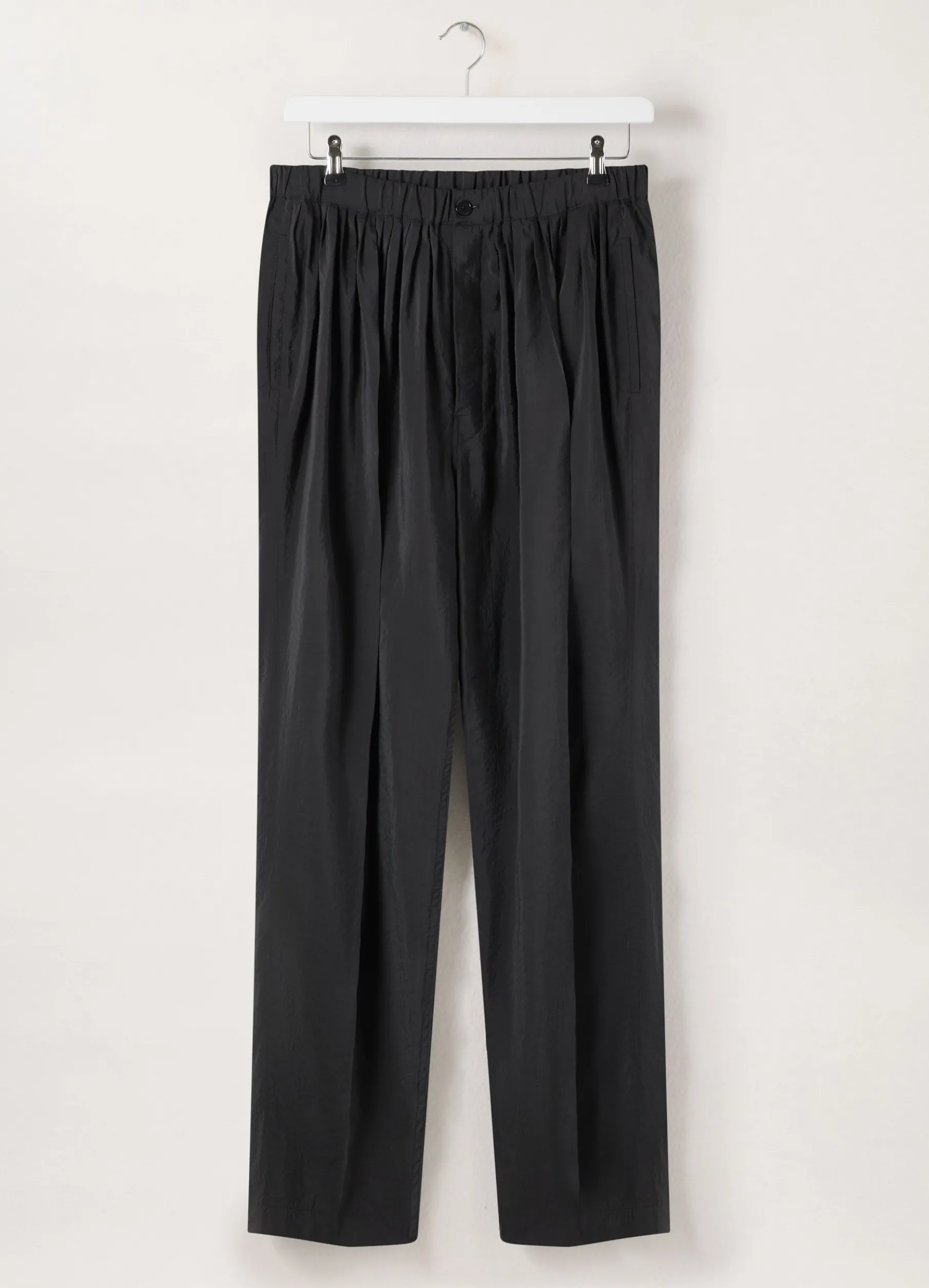 Pleated Relaxed Pants