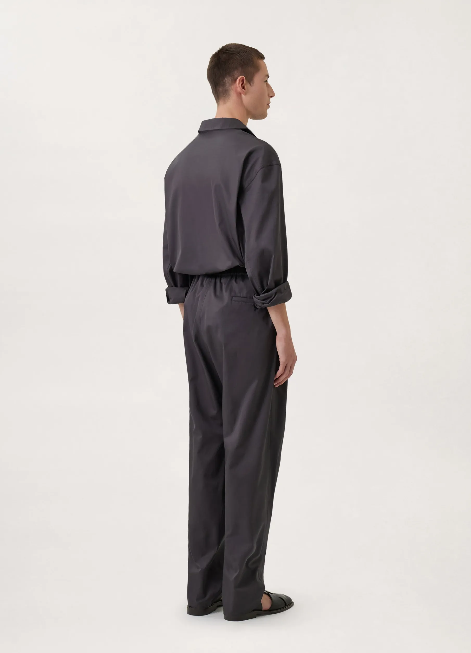 Pleated Relaxed Pants