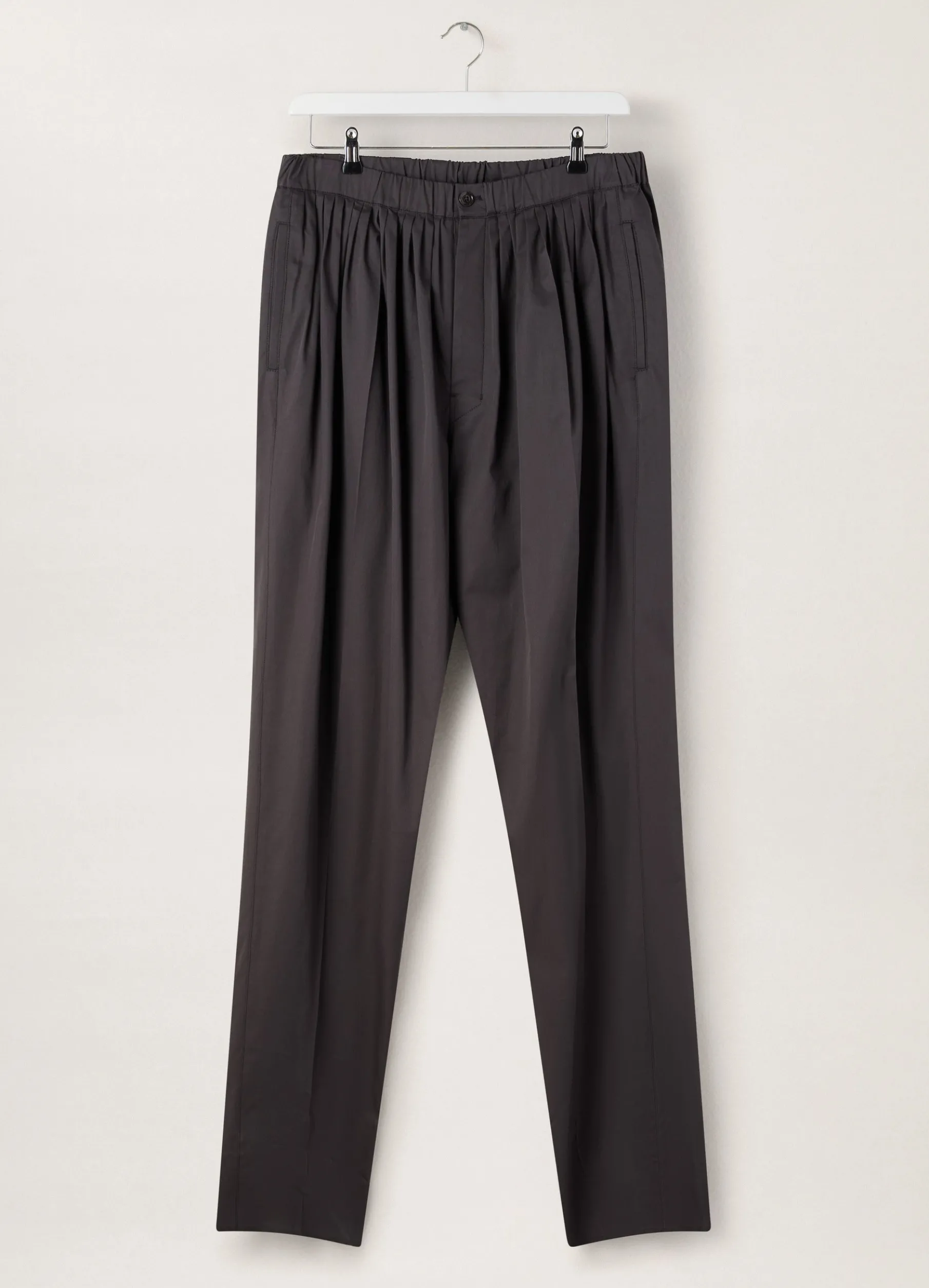 Pleated Relaxed Pants